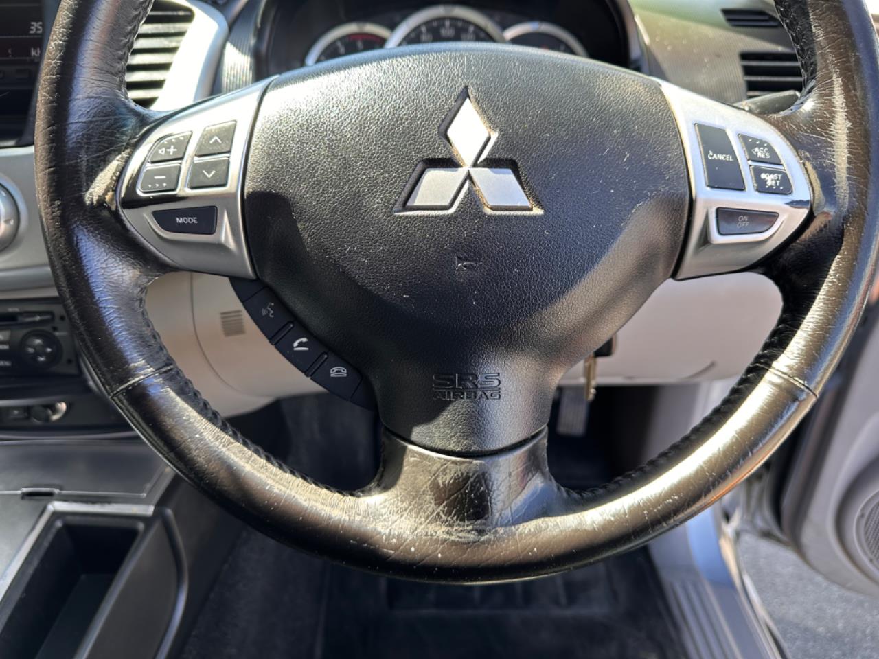 2012 Mitsubishi Triton