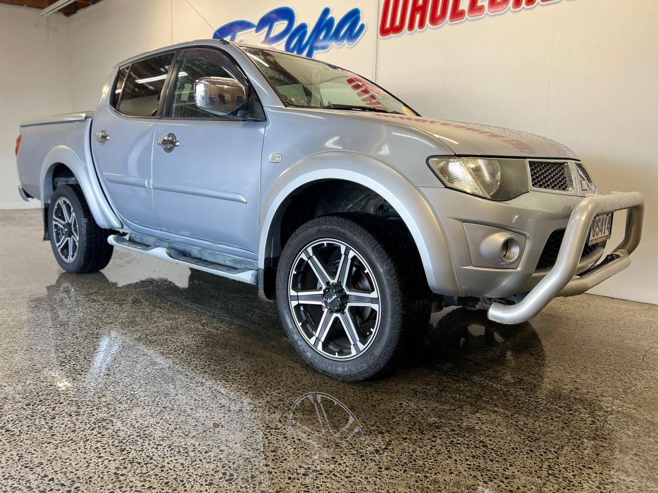 2012 Mitsubishi Triton