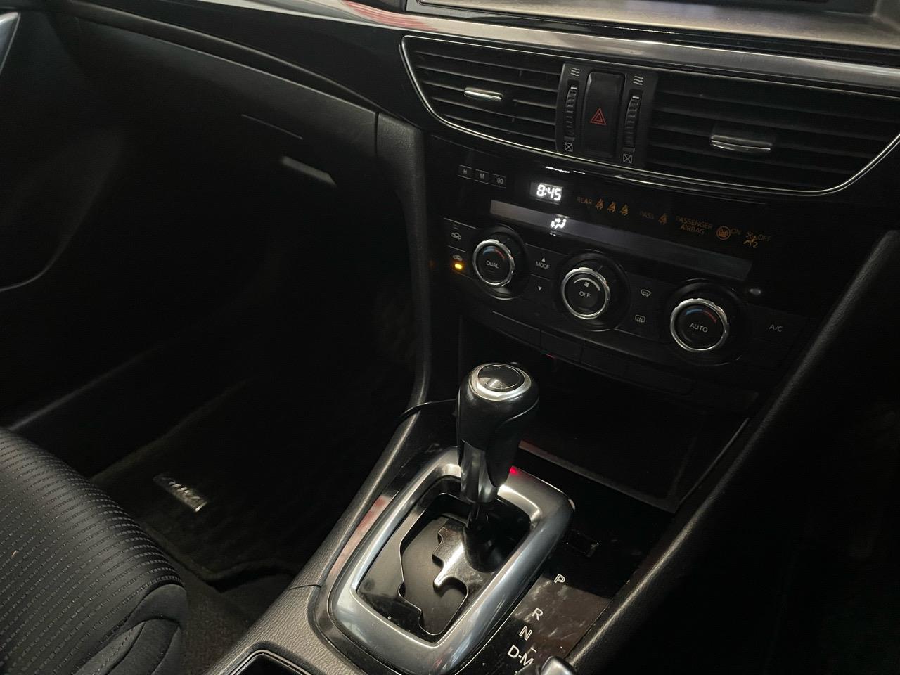 2014 Mazda Atenza