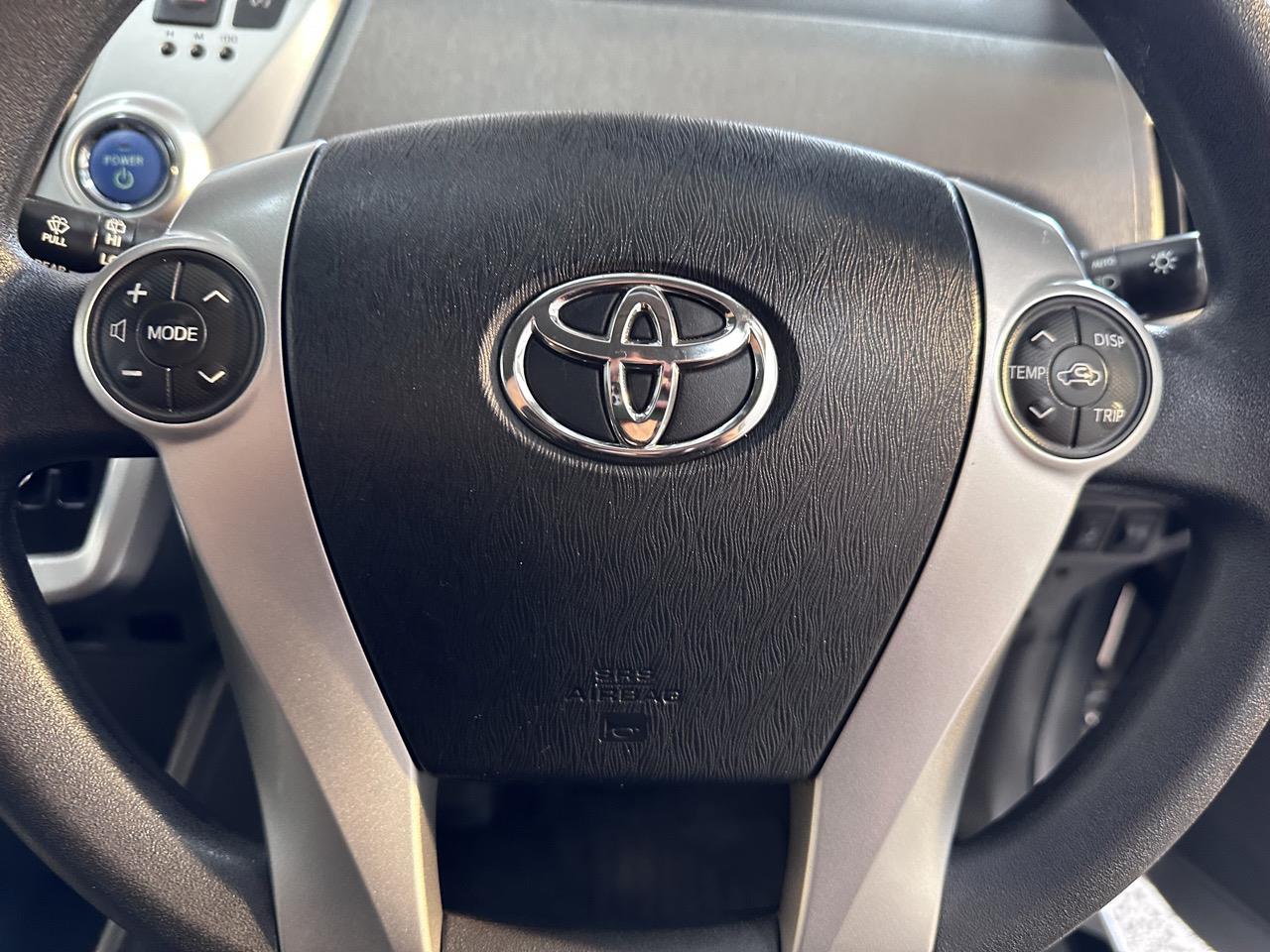 2013 Toyota Prius Alpha