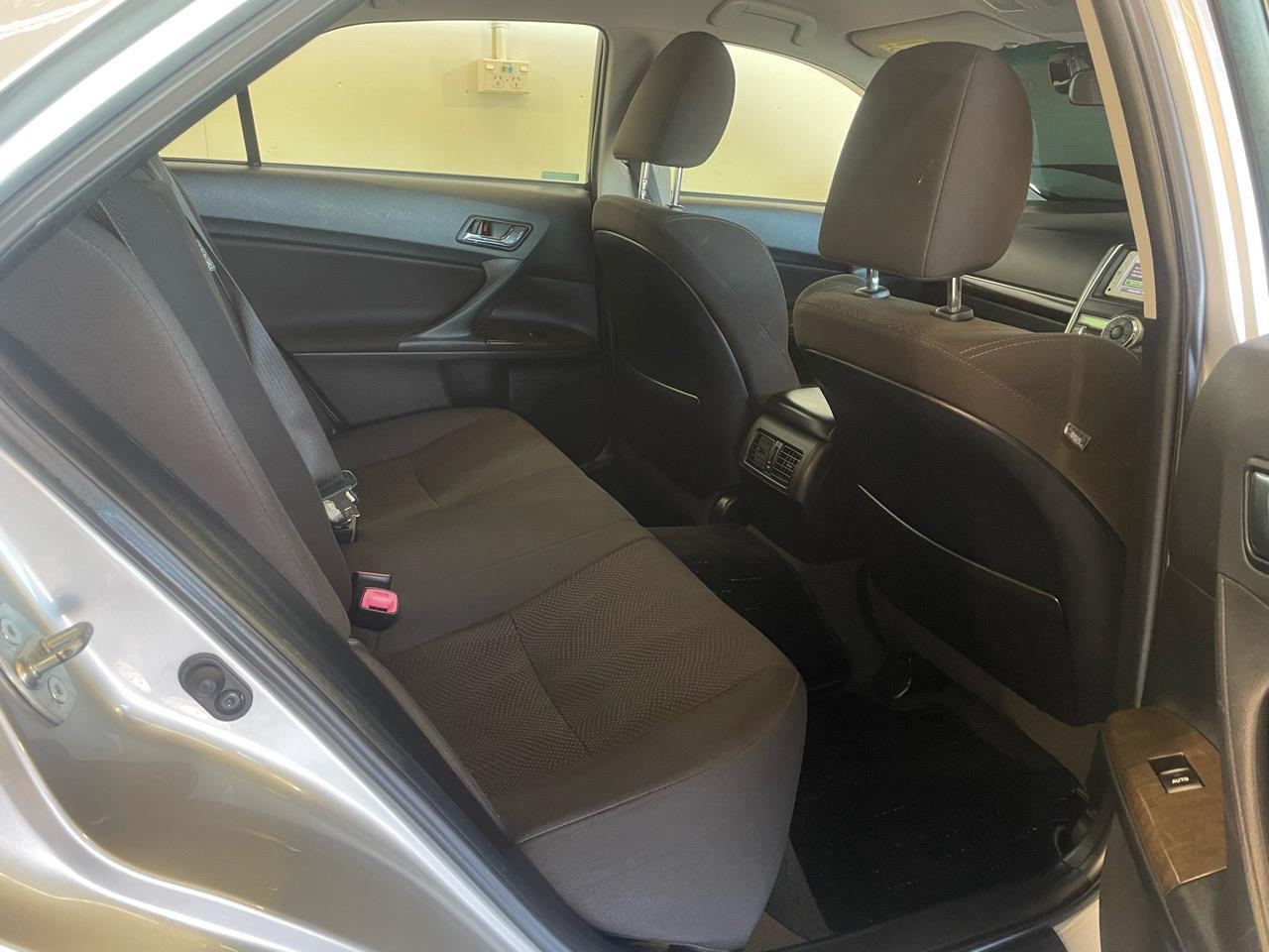 2013 Toyota Mark-X