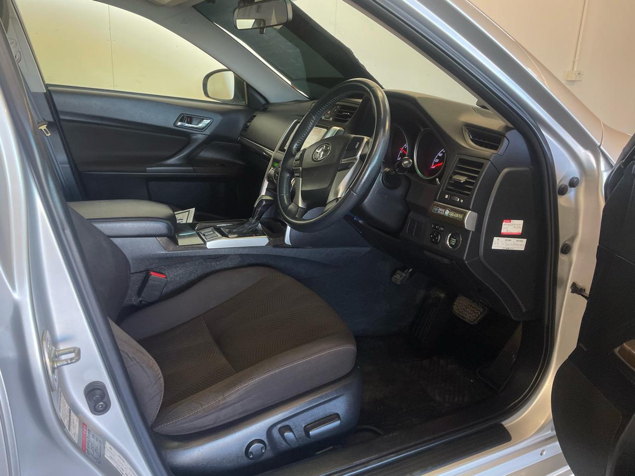2013 Toyota Mark-X