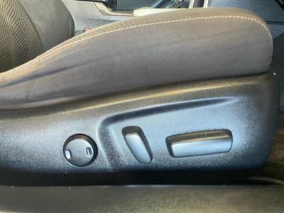 2013 Toyota Mark-X - Thumbnail