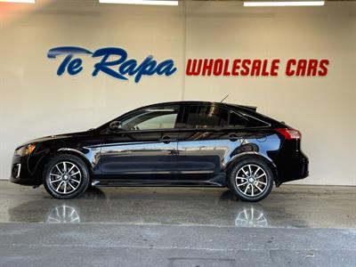 2017 Mitsubishi lancer - Thumbnail