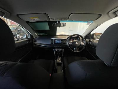 2017 Mitsubishi lancer - Thumbnail