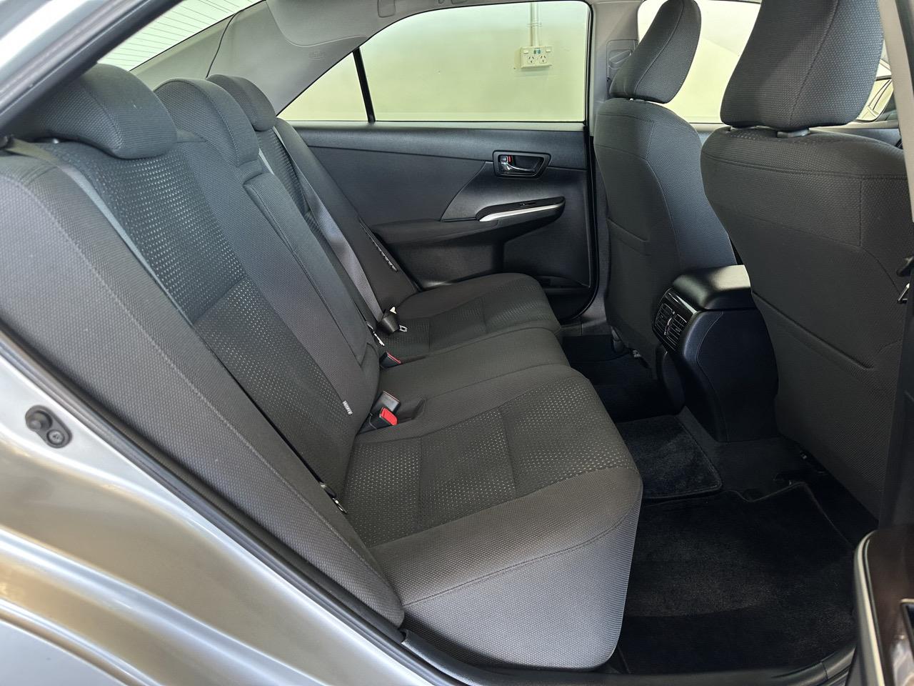 2012 Toyota Camry Hybrid