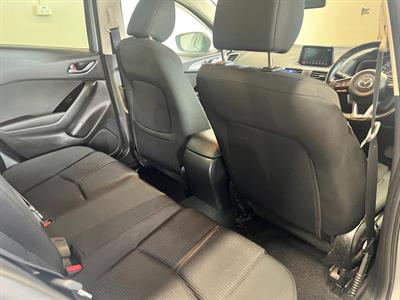 2017 Mazda Axela - Thumbnail