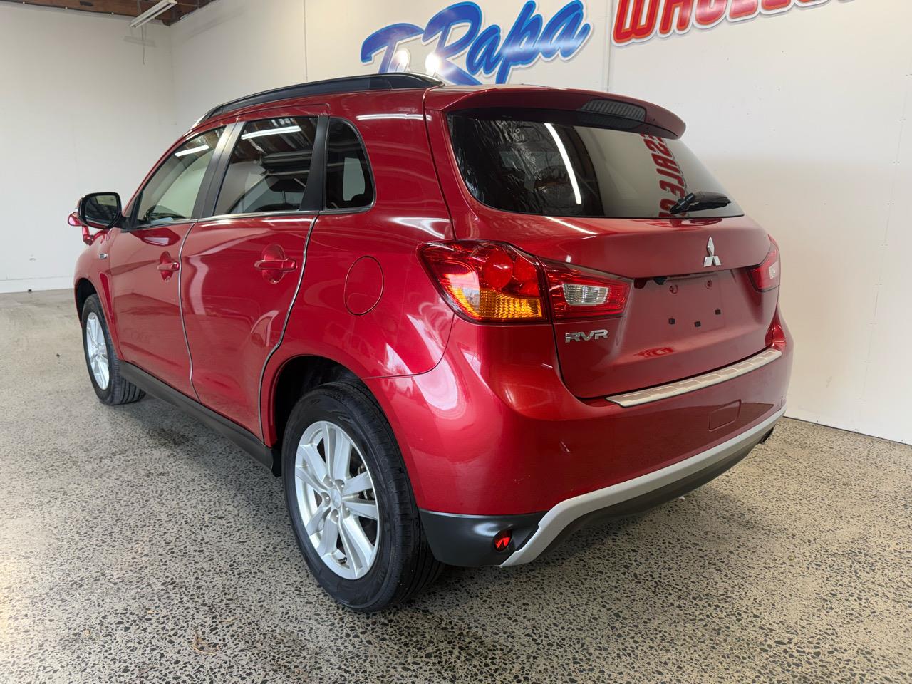 2013 Mitsubishi RVR