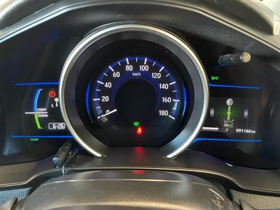 2014 Honda Fit Hybrid - Thumbnail