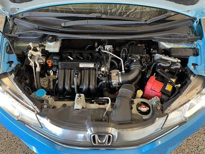 2014 Honda Fit Hybrid - Thumbnail